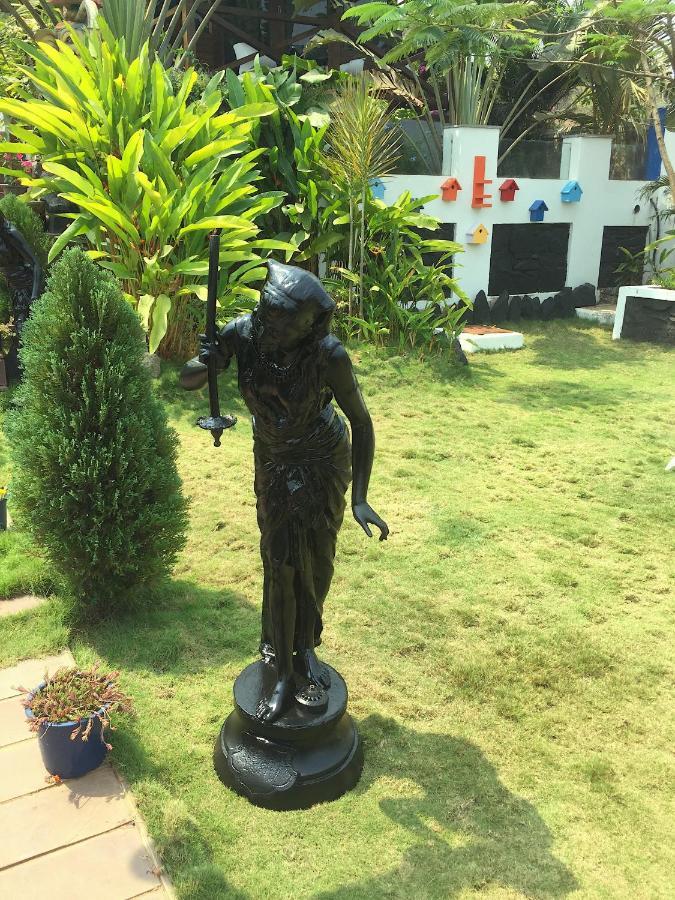 Rock Forest Goa Honeymoon Cottages Calangute Bagian luar foto