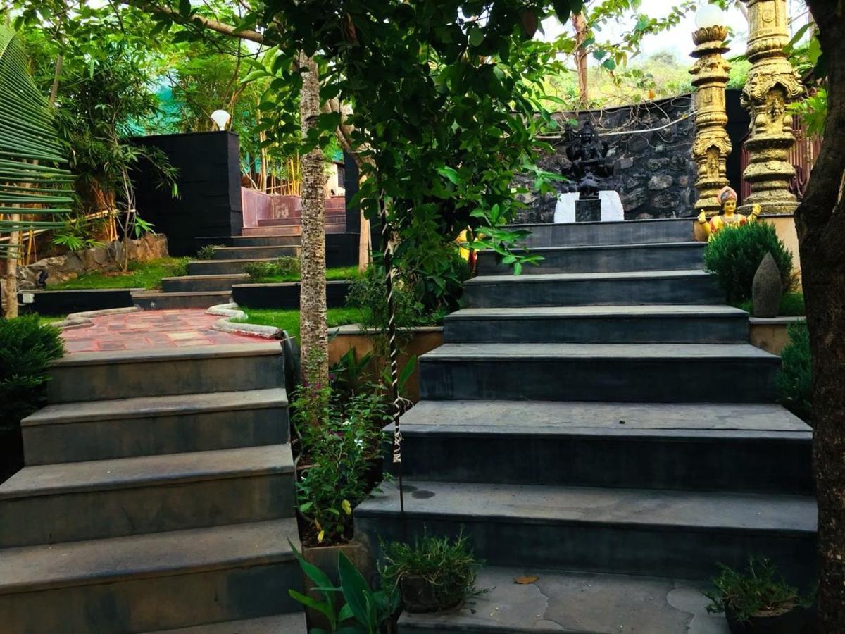 Rock Forest Goa Honeymoon Cottages Calangute Bagian luar foto