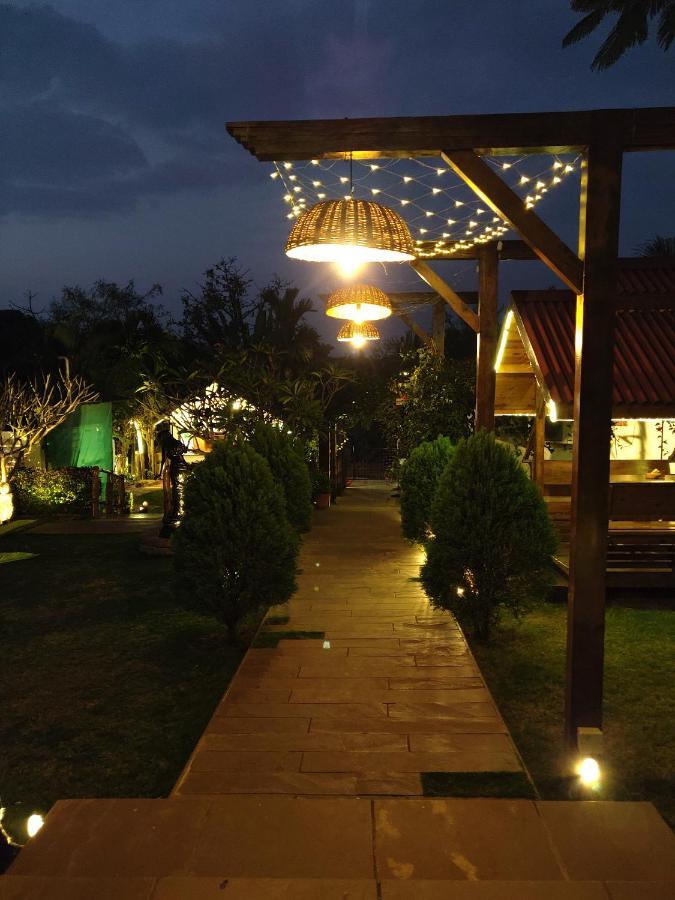 Rock Forest Goa Honeymoon Cottages Calangute Bagian luar foto