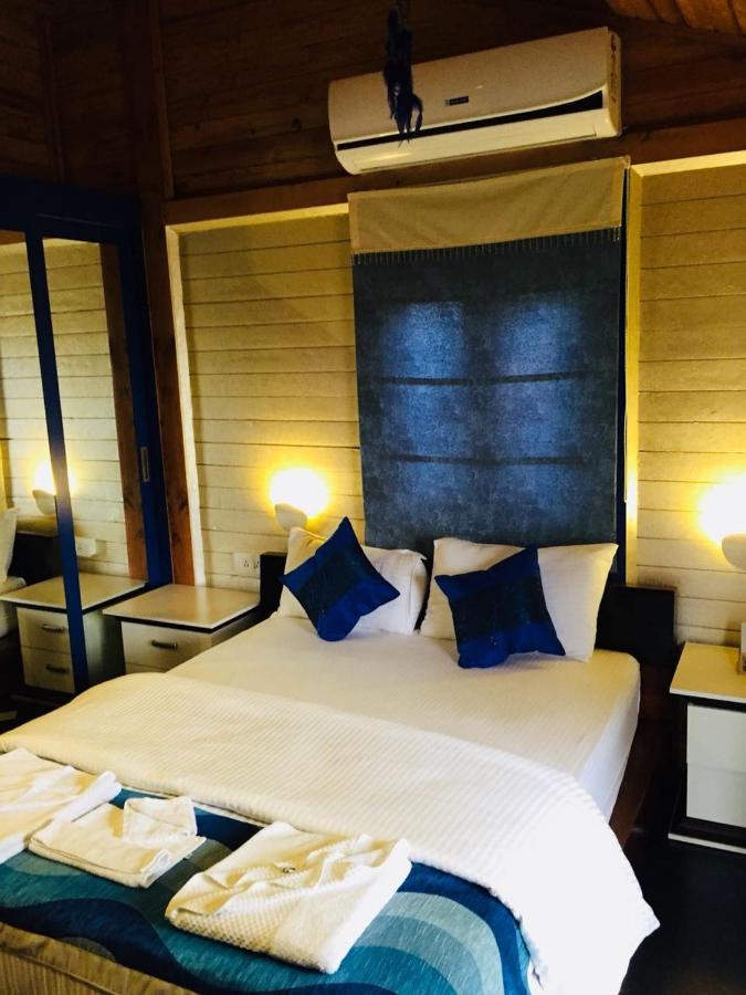 Rock Forest Goa Honeymoon Cottages Calangute Bagian luar foto