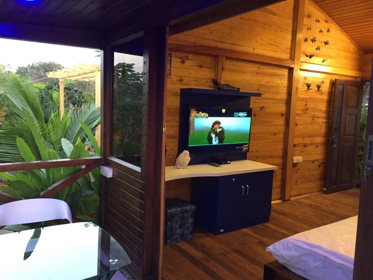 Rock Forest Goa Honeymoon Cottages Calangute Bagian luar foto